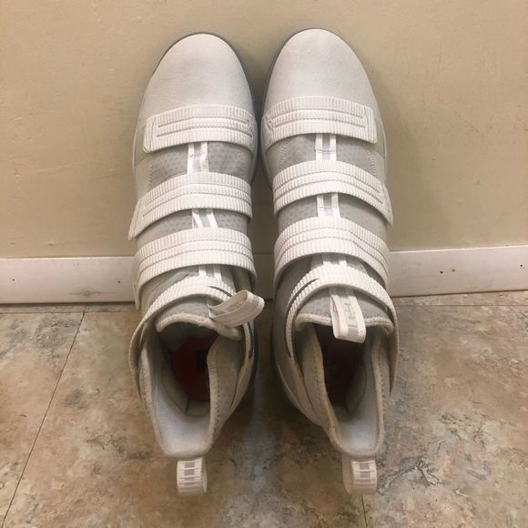 Nike Lebron Soldier XI SFG Light Bone shoes Men’s Size 18 - Picture 6 of 8